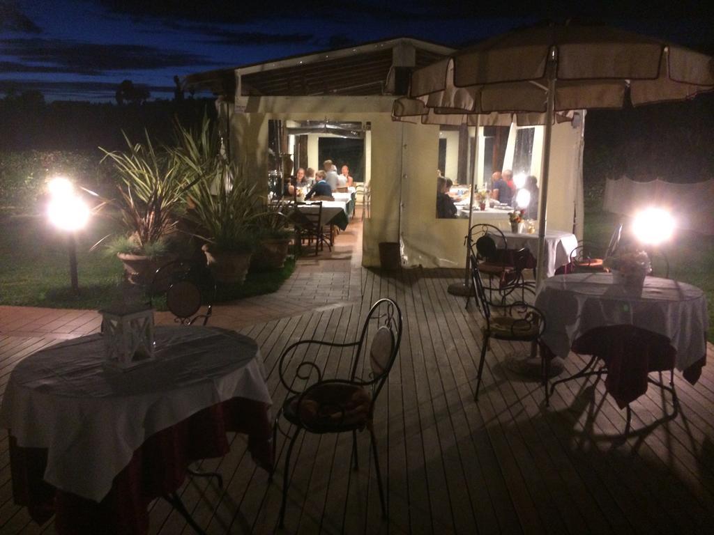 Podere Cortesi Agriturismo Molinaccio Santa Luce Ngoại thất bức ảnh